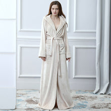 Load image into Gallery viewer, Bathrobe