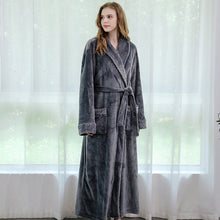 Load image into Gallery viewer, Bathrobe