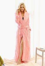 Load image into Gallery viewer, Bathrobe